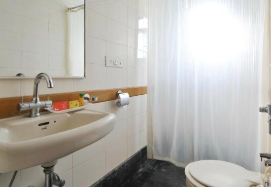 Hotel Lotus Pune Luaran gambar